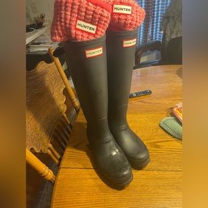 Black Hunter Boots (adjustable) Size 9